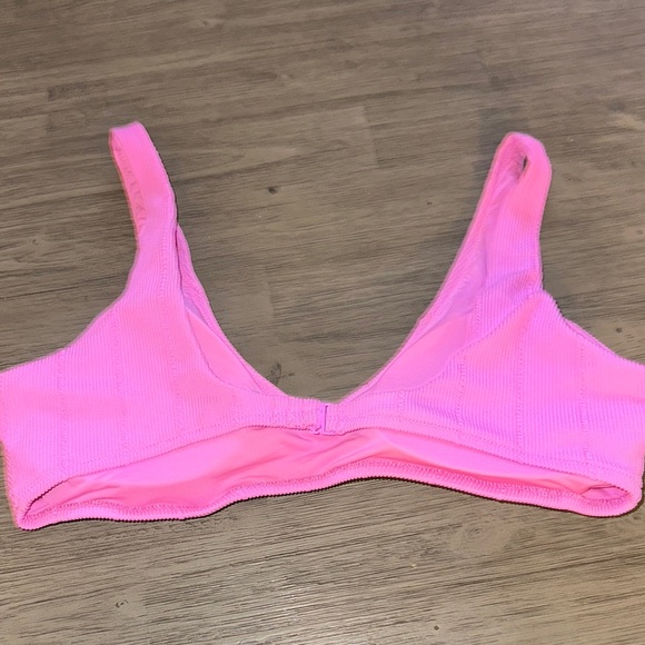 Pink Ribbed Bikini Top - Picture 3 of 3